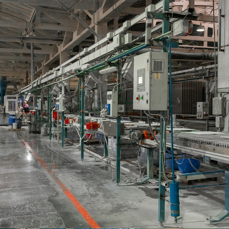 Project case category: From campsites to green energy – our company successfully delivered a multi-camp new energy supporting project in the Russian-speaking region